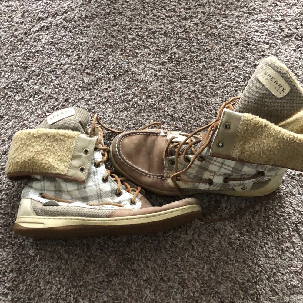 Sperry women’s boots